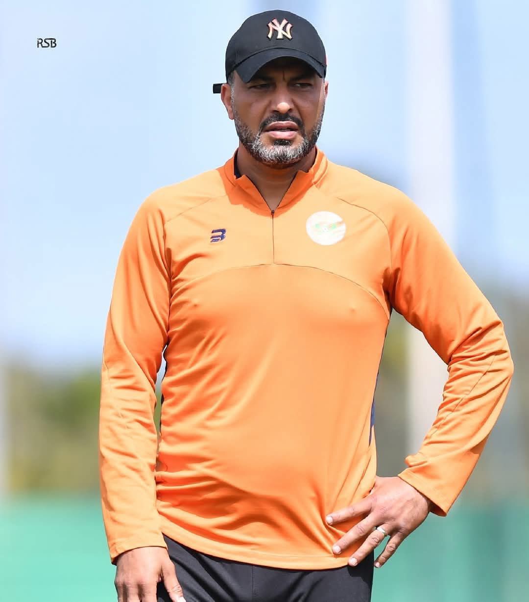 معين الشعباني يقود نهضة بركان لاكتساح قسنطينة ويقترب من نهائي كأس الكاف معين الشعباني يقود نهضة بركان لاكتساح قسنطينة ويقترب من نهائي كأس الكاف